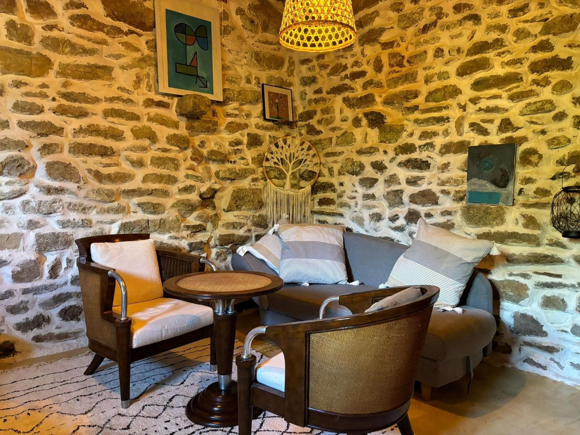 La Barbacane De Cascastel-Des-Corbieres Exterior photo